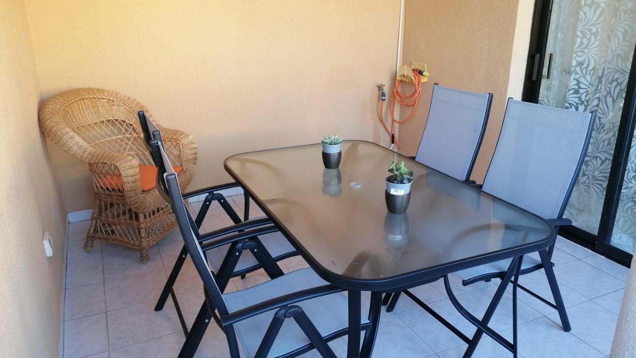 Playaelporis Apartment Порис де Абона Екстериор снимка